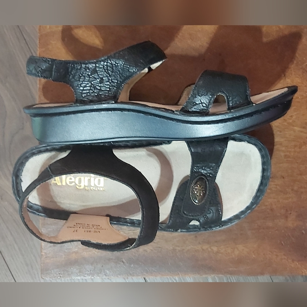 Alegria Vienna Black Leather Sandals, Size 37